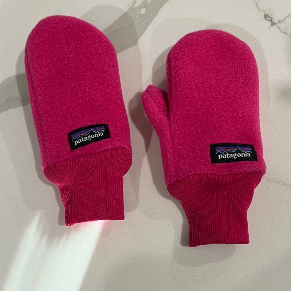 Patagonia Kids' Vibrant Pink Mittens